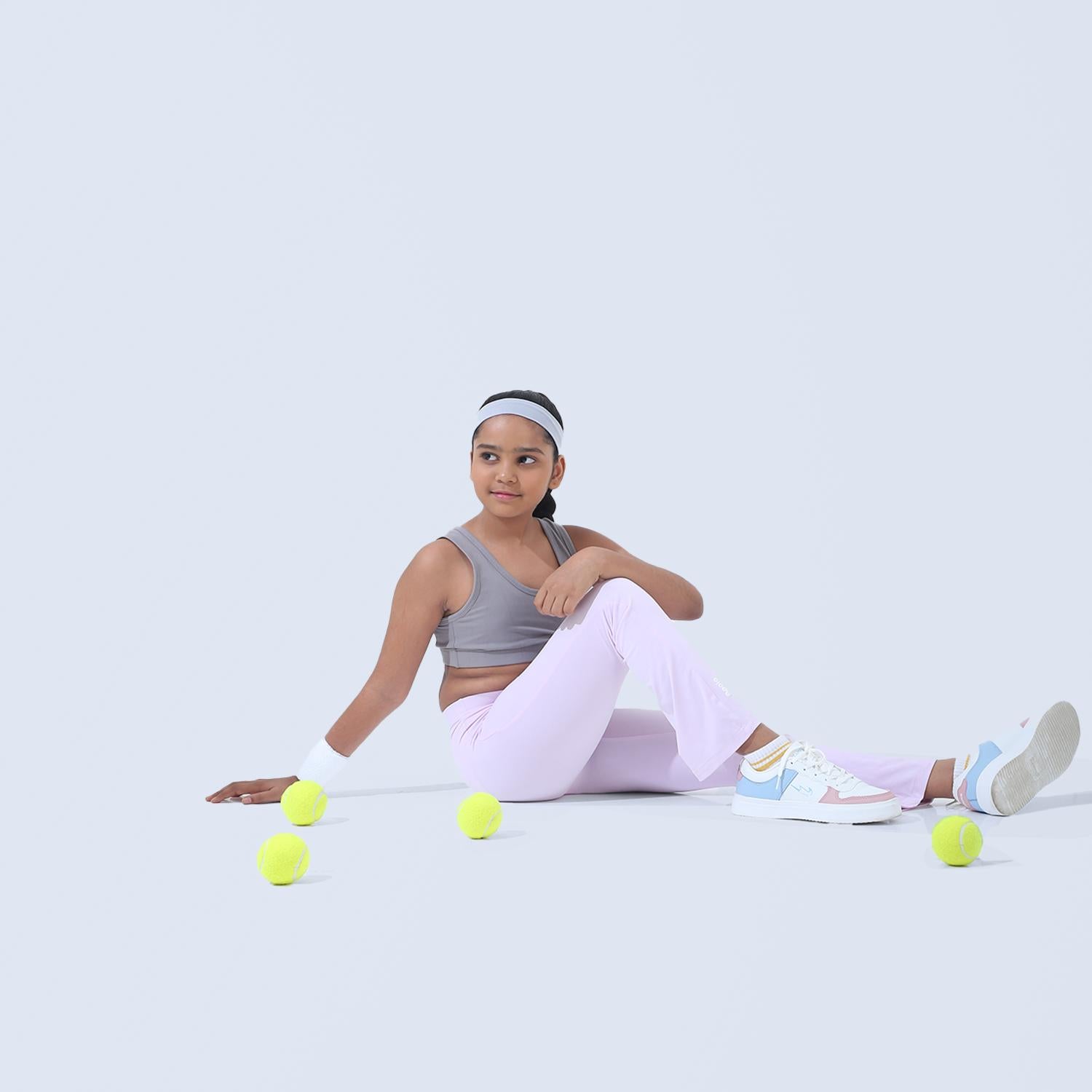 Effortless - Athleisure Flared Leggings for teens & Pre-Teens