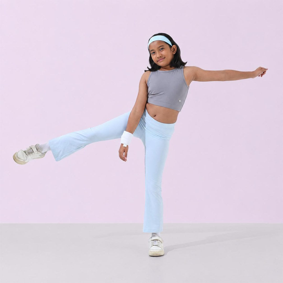 Effortless - Athleisure Flared Leggings for teens & Pre-Teens