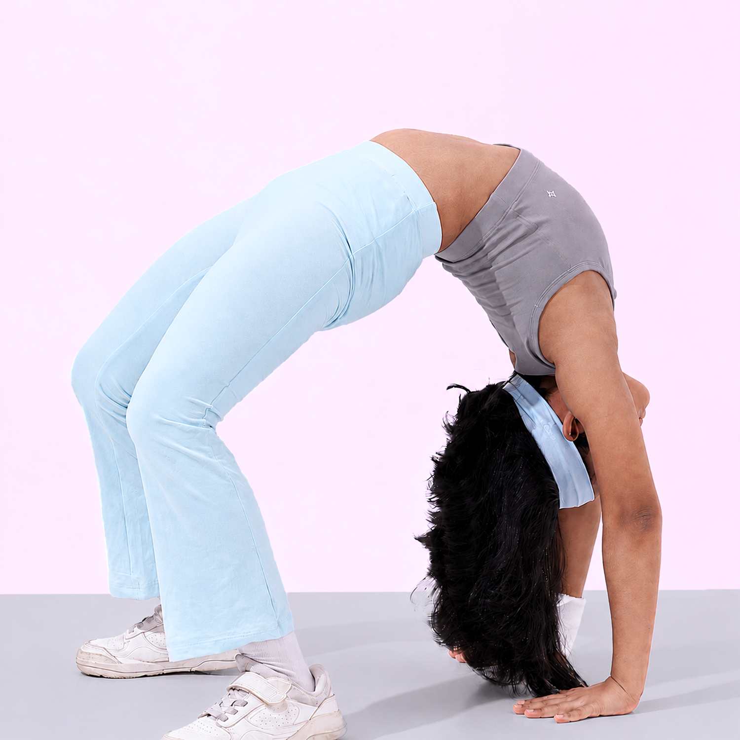Effortless - Athleisure Flared Leggings for teens & Pre-Teens